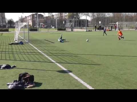 20 april 2013 PVC E2 - VV De Meern E5 com 6-3  Goede redding Jens