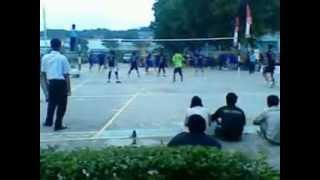 preview picture of video 'Volley ball final Turnamen Nikomas Cup 2012-2'
