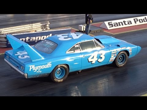 Big Bang 2016 - 43 Plymouth Superbird ( STRIP WEATHERS )- 1/4 Mile - 11.00 @ 124mph