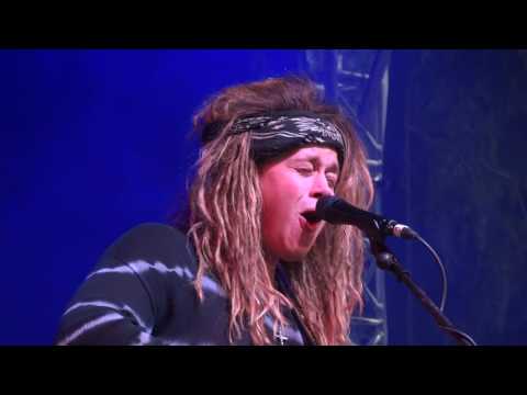 Luke Friend - Kiss From a Rose (SEAL cover) - Brewood Festival 16/7/16