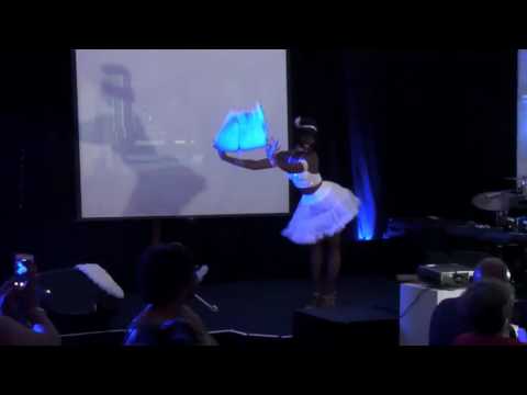 Ashanti Altovese - Burlesque Solo - Mildrey Bailey "The Moon Got in My Eyes"
