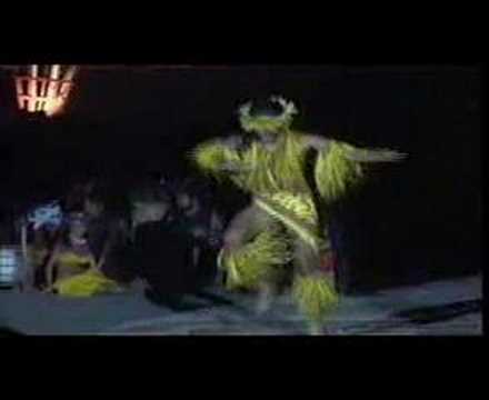 Eugène Kavera (hura Hou Tane) at Heiva i Tahiti 1995