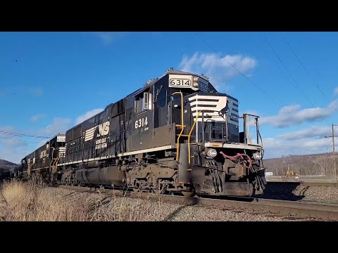 ex Conrail NS SD40E Trio Leads Head On Pass in Highland Cut, Closeup Speed Pass