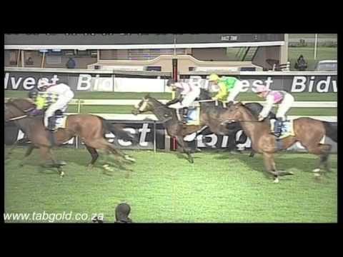 Scottsville 30112014 Race 10 won by LETDAGOODTIMESROLL