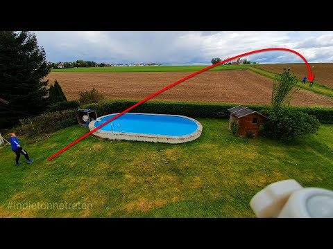 #indietonnetreten Torjäger Markus Kofler (TSV Vilslern) trifft die Tonne aus 46,3 (!) Metern