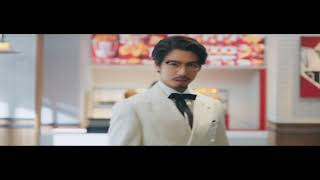 Download the video "賀来賢人 が出演する ケンタッキーフライドチキン のCM ファン感謝祭パック「ケンタッキーの仕込み」篇     990円  ファン感謝パック  今日キーにしない？"