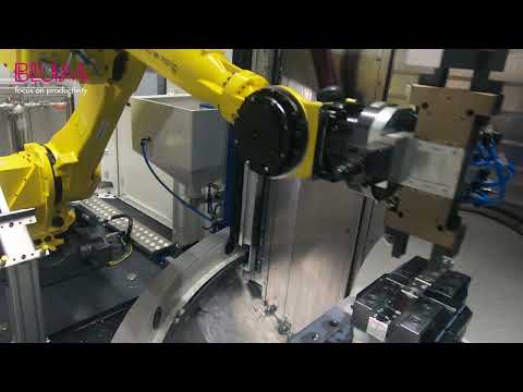 Automated production of precision parts with BLUM measuring systems.