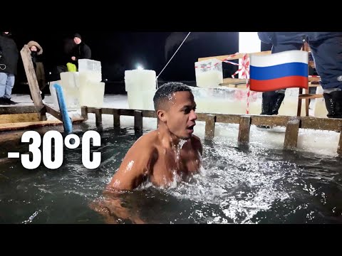 🇷🇺 MERGULHEI EM UM LAGO CONGELADO A -30°C NO INVERNO RUSSO