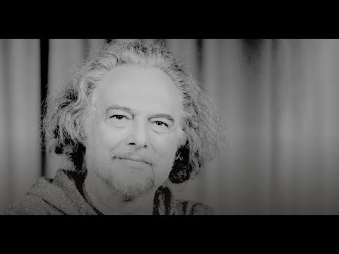 NAGYÍTÁS | LAÁR ANDRÁS HUMORISTA, ZENÉSZ, BUDDHISTA TANÍTÓ ELŐADÁSA