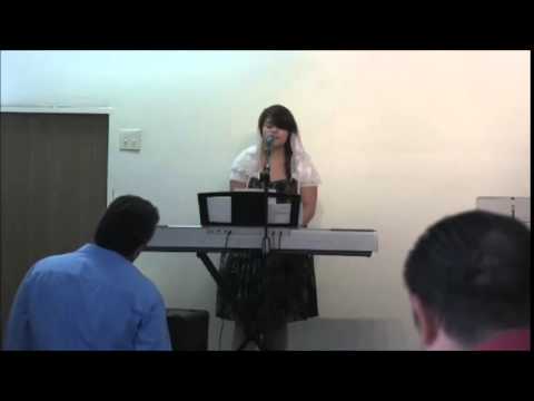 Heidy Quinonez  "Ven  Espiritu Ven" Y  " Maravilloso"