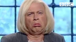 Hilarious Dragons&#39; Den spoof by Harry Enfield and Paul Whitehouse 😂 - BBC