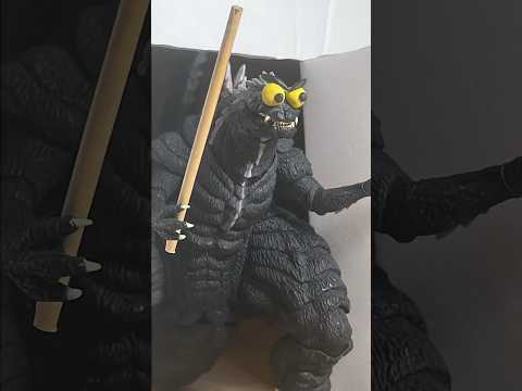 OPEN THE DOOR!!! @TalonY2K #godzilla #hiyatoys #stopmotion #kong #godzillaultima #toho #talon