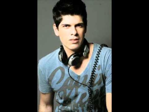 Breno Barreto Feat Alex Marie The Music