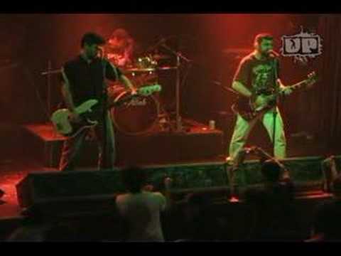 Gin Tonics - Kiss and Run (Hangar110 10/05/2008)