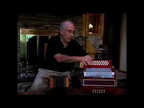 How to Play Diatonic Accordions