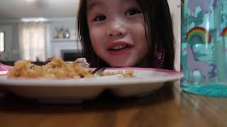 4 Year Old First Mukbang Eating Chicken, Rice and Snow Peas (Talkative)