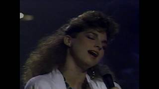 Gloria Estefan No Me Vuelvo A Enamorar IX Festival De La Cancion   1986
