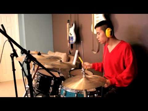 THE LITTLE DRUM AND BASS BOY