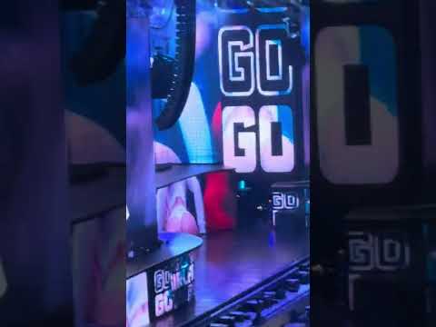 Chris Brown Breezy Bowl live in Los Angeles SoFi Stadium 