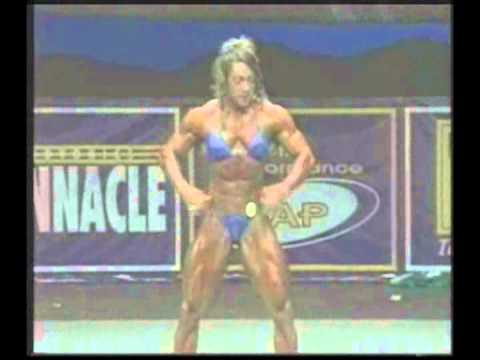 Yaxeni Oriquen at 1999 Jan Tana Final