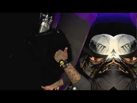 Boomman - Money Long feat T Red in studio performance