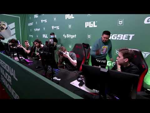 Dignitas win on a near full eco | CS:GO Highlights