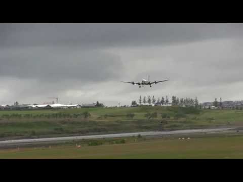 1:8 Skymaster C 54  DC 4