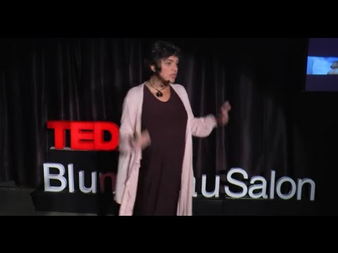 A Juventude da Maioria e a Reinvenção do Jornalismo | Amanda Rahra | TEDxBlumenauSalon