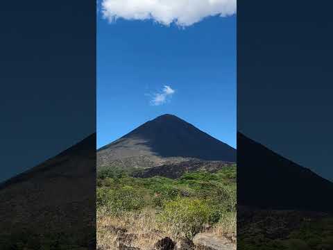 El Volcán de Izalco, El Salvador. #elsalvador #naturaleza #sonsonate #sv #santaana