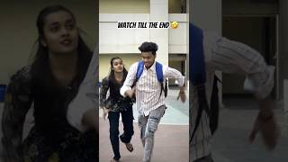 Download lagu पाद मारने वाली लड़की 🤣  #ytshort #youtube #funny #shorts mp3