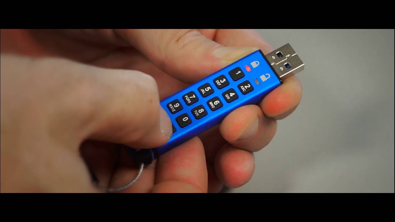 flash накопитель Kingston DataTraveler 2000 32GB (c PIN-кодом и шифрованием данных) USB 3.0