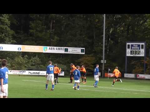 6 okt 2012 SO Soest C1 - VV De Meern C1 com 1-2 Doelpunt Vinny