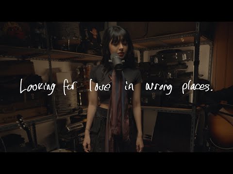 Assia Keva - Looking for Love in Wrong Places (Acoustic)