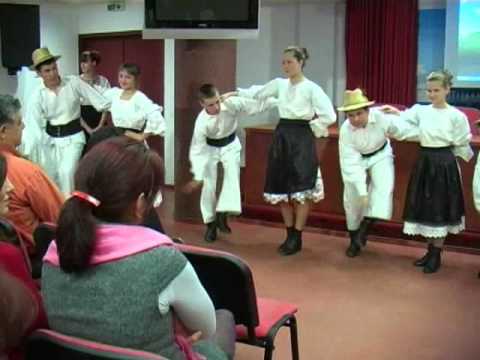 Ansamblul "Cununiţa Săsarului"-Dansuri populare la Biblioteca Judeţeană "Petre Dulfu"