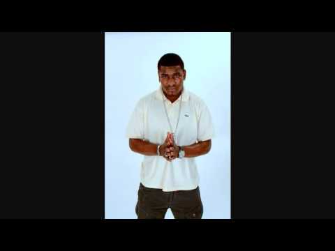 Nino & Don-G freestyle in Suriname