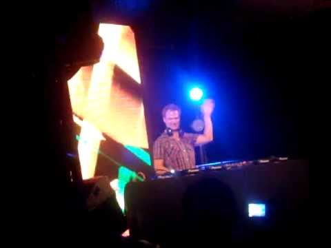 ISTMO NIGHTS 4 DE AGOSTO EL SALVADOR  Apollo Road Dashup and The Fusion Omnia & Ira Dash Berlin