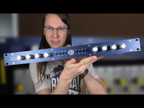 Elysia KARACTER Unboxing & First Listen