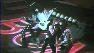 Bon Jovi &amp; Cinderella - Travellin&#39; Band (Quebec 1987)