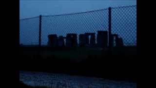 preview picture of video 'Crop circles, Avebury, Silbury Hill,  Stonehendge'