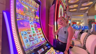 We All Dream Of Slot Machine Sessions Like This One! (MUST SEE EPISODE)