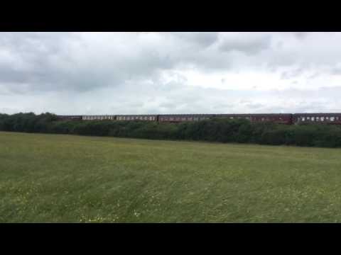 The flying Scotsman passing through Ludgershall 2017