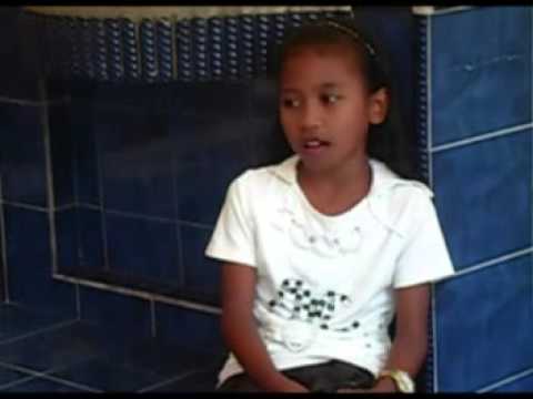 Bembong Lajar (Willa Mbauth ) 2013