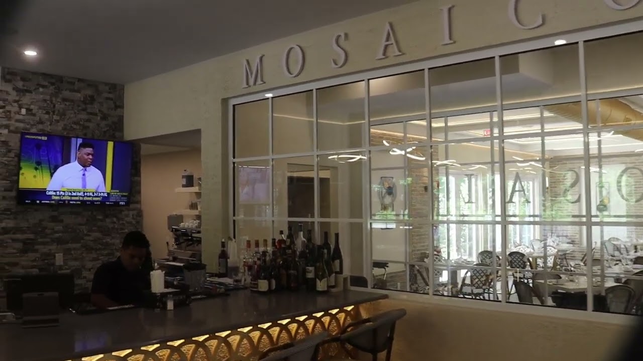 Mosaico Tavern