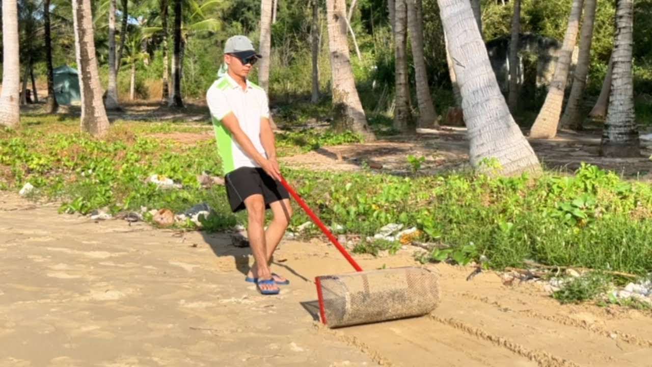 I Cleaned a Beach for 10 Days and Found Real Treasure 🏝️💎