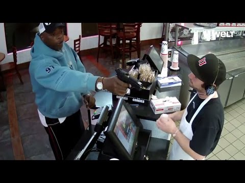 Cooler Kassierer in Kansas Dieser Mann hat Nerven aus Stahl