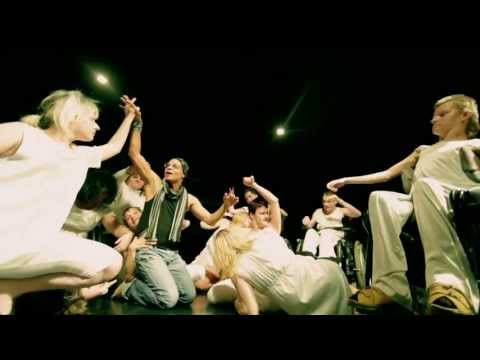 Pomozme Pavlíkovi žít doma s maminkou