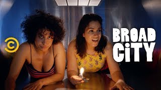Abbi and Ilana Try to Crash a Lil Wayne Concert - Broad City