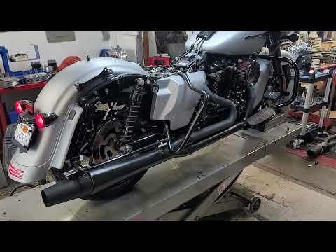 150 hp 117ci M8 at idle..