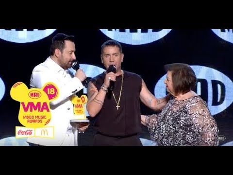 To τιμητικό βραβείο στον Γιώργο Μαζωνάκη  -   Μad Video Music Awards 2018 by Coca-Cola & McDonald's
