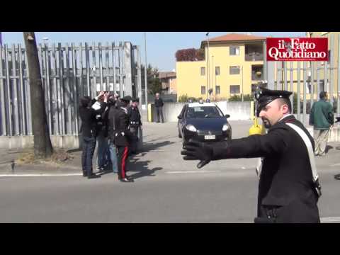 Sparatoria Milano, malore per Claudio Giardiello durante l'interrogatorio nella caserma di Vimercate